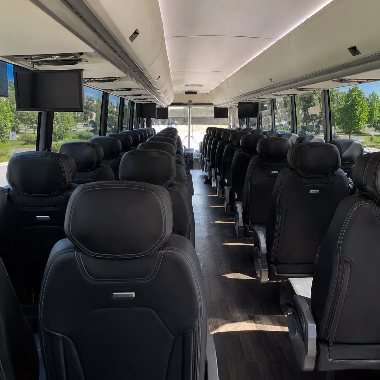 easily book transportation for your next bachelor or bachelorette party 2