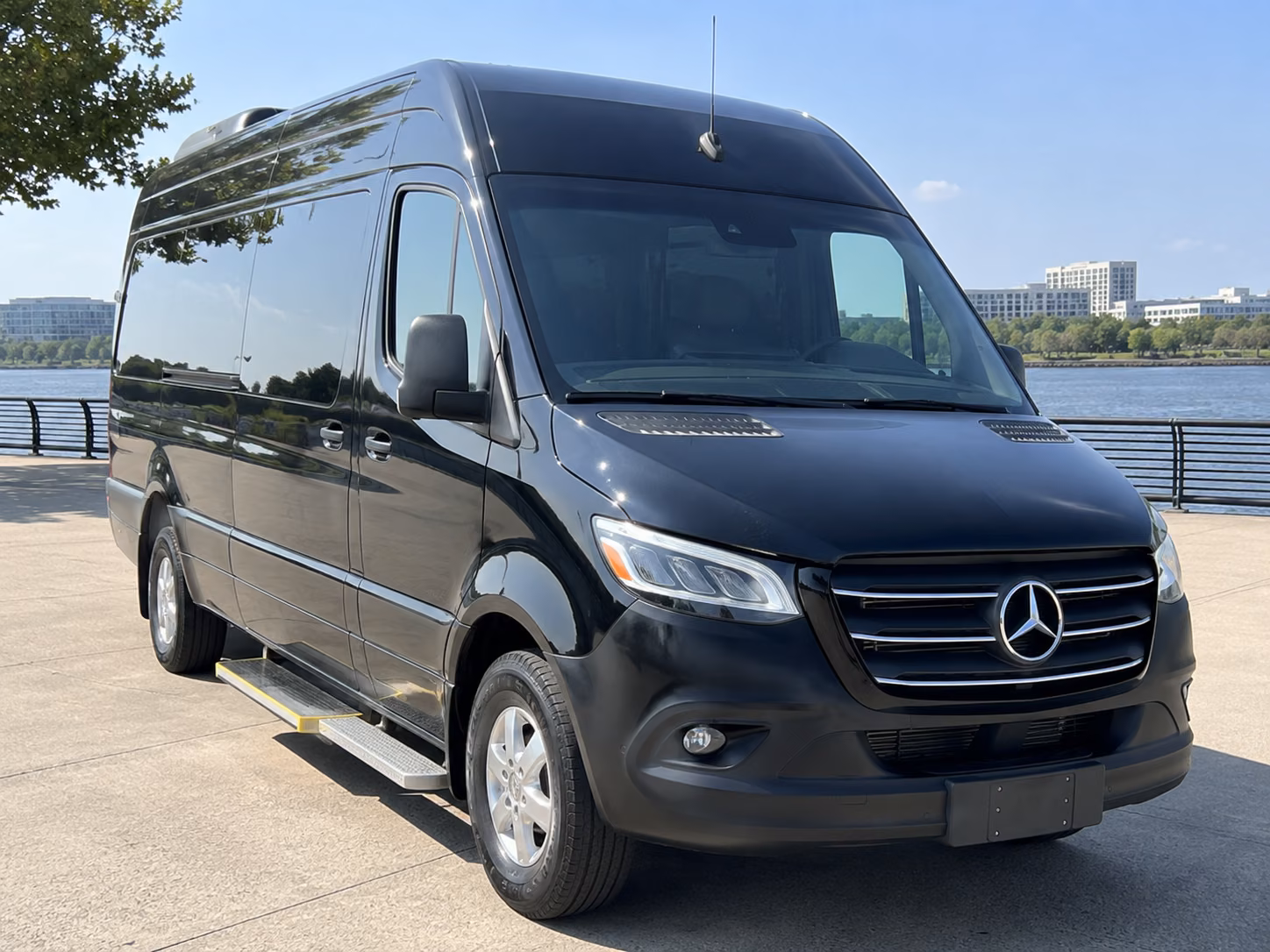 easily book transportation for your next convention or trade show 5