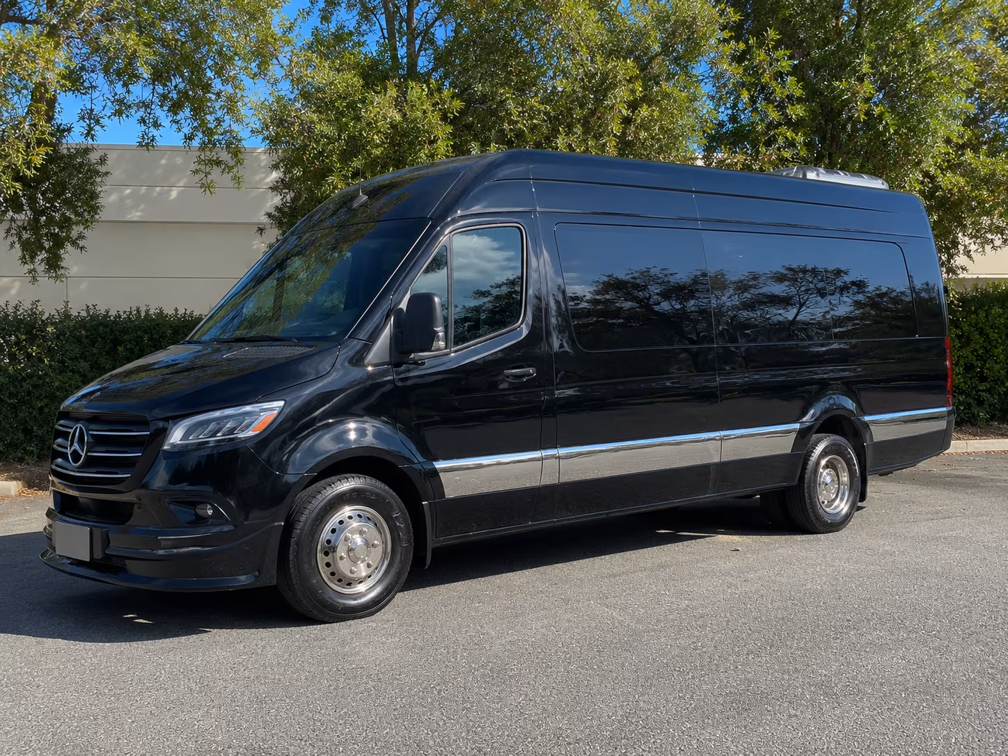 easily book transportation for your next prom 1