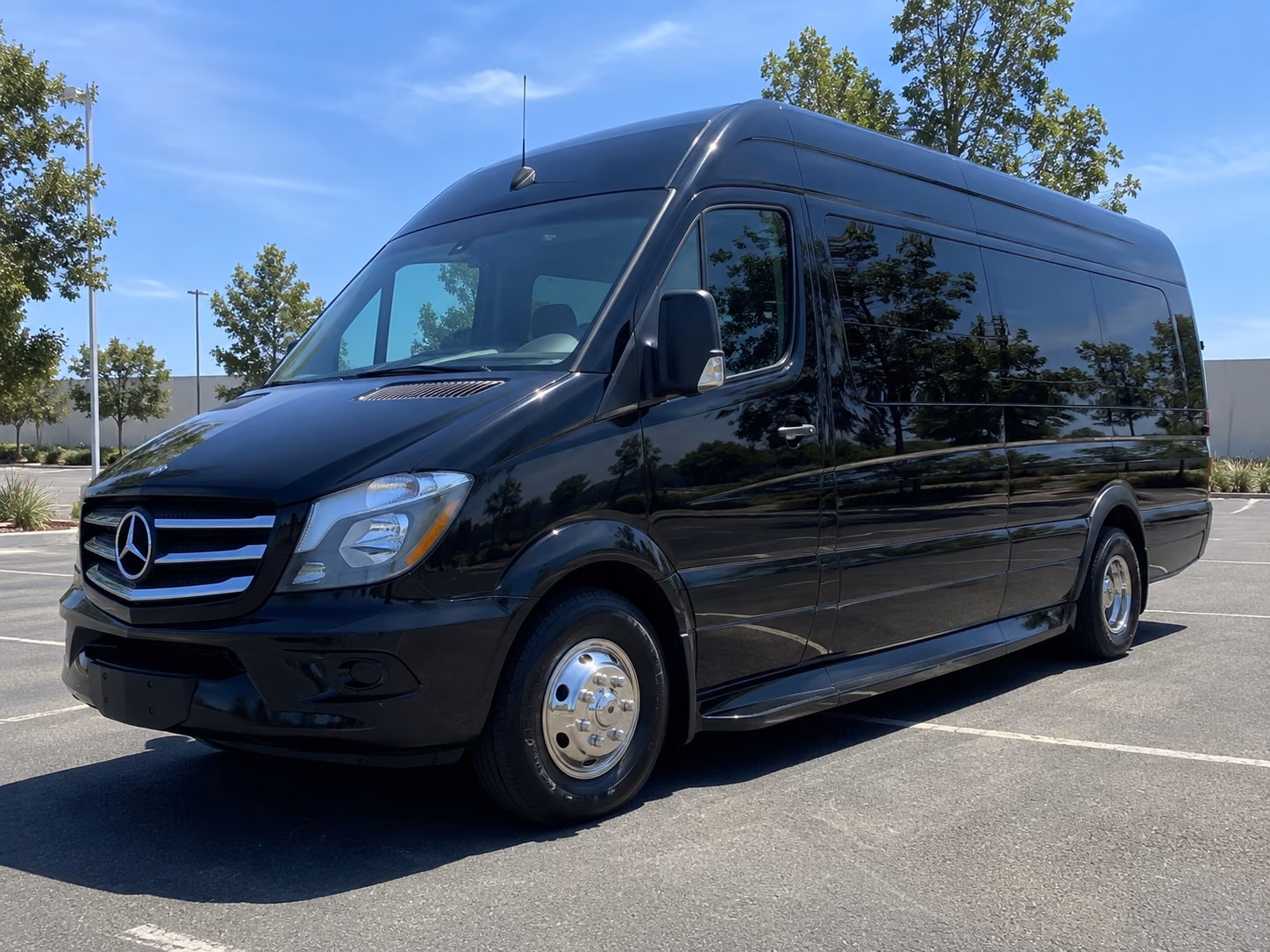easily book transportation for your next prom 4