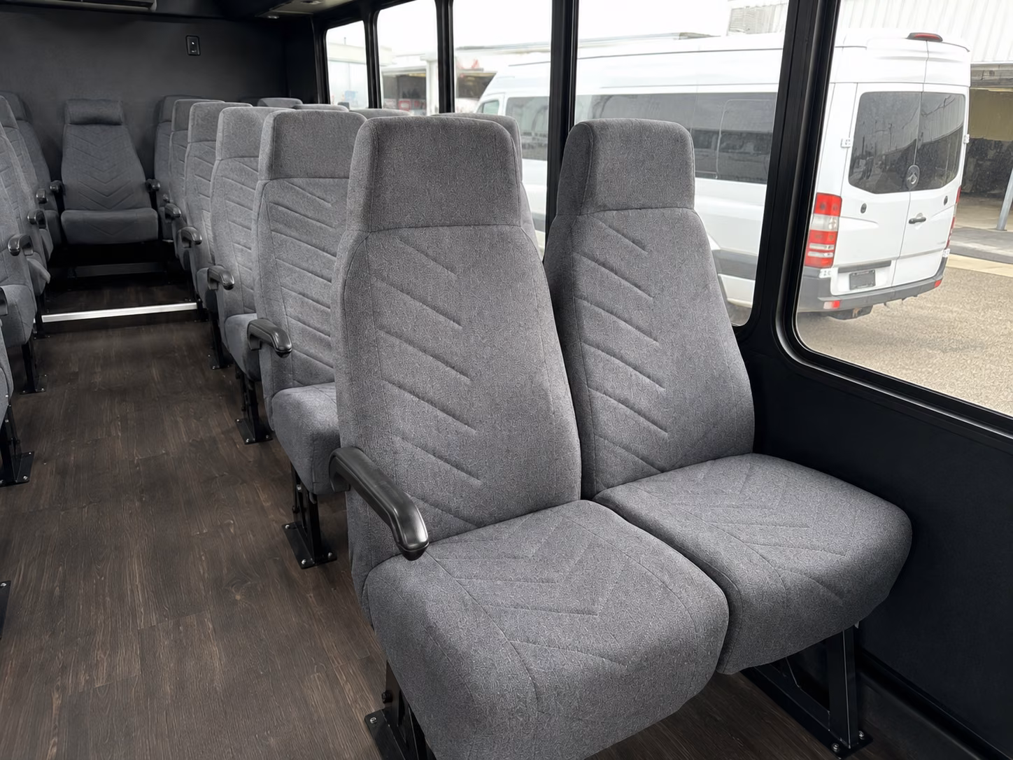 easily book transportation for your next wedding 1