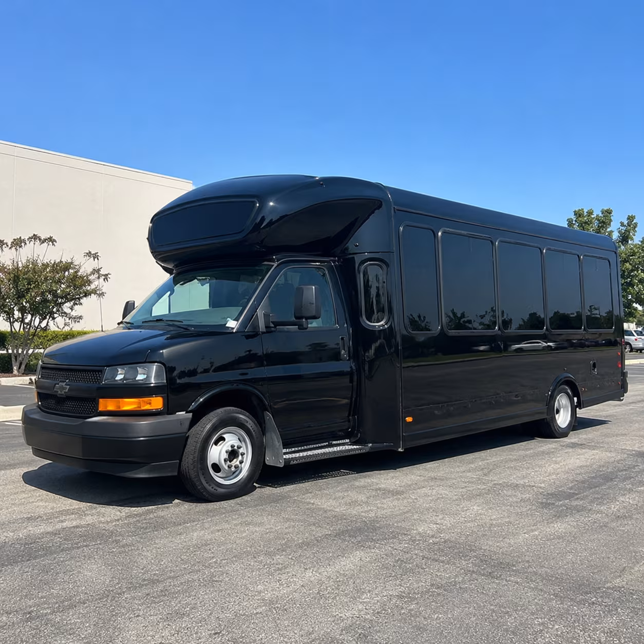 party buses for wine and brewery tours along the treasure coast